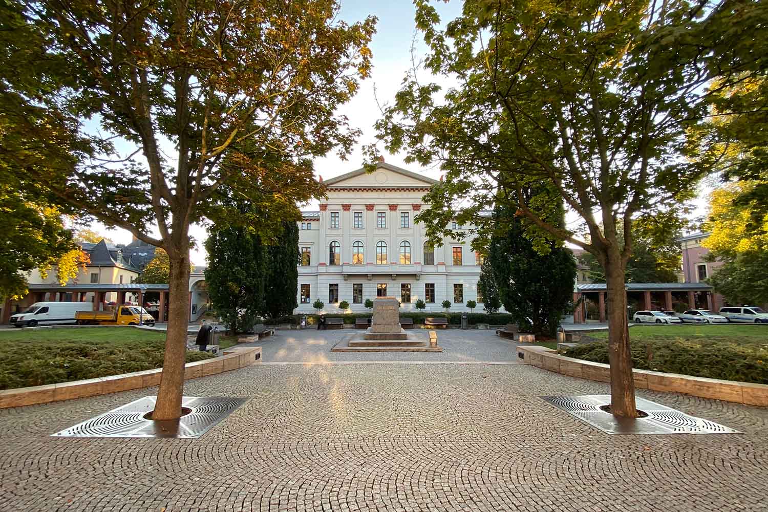 Exterior view of Monami Weimar